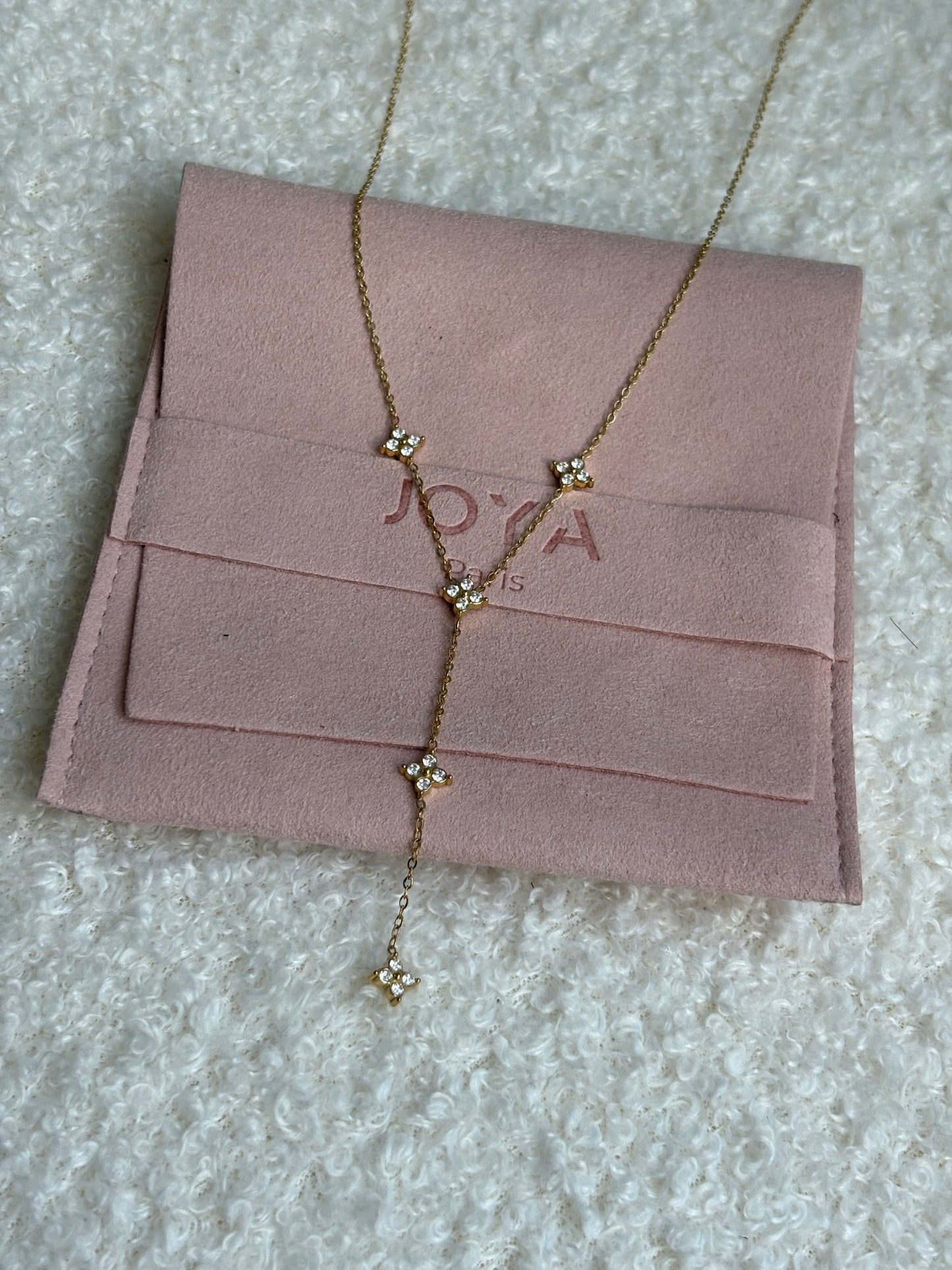 Collier Romane