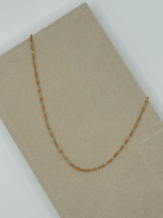 Lilia Gold Necklace / Orange Pearl