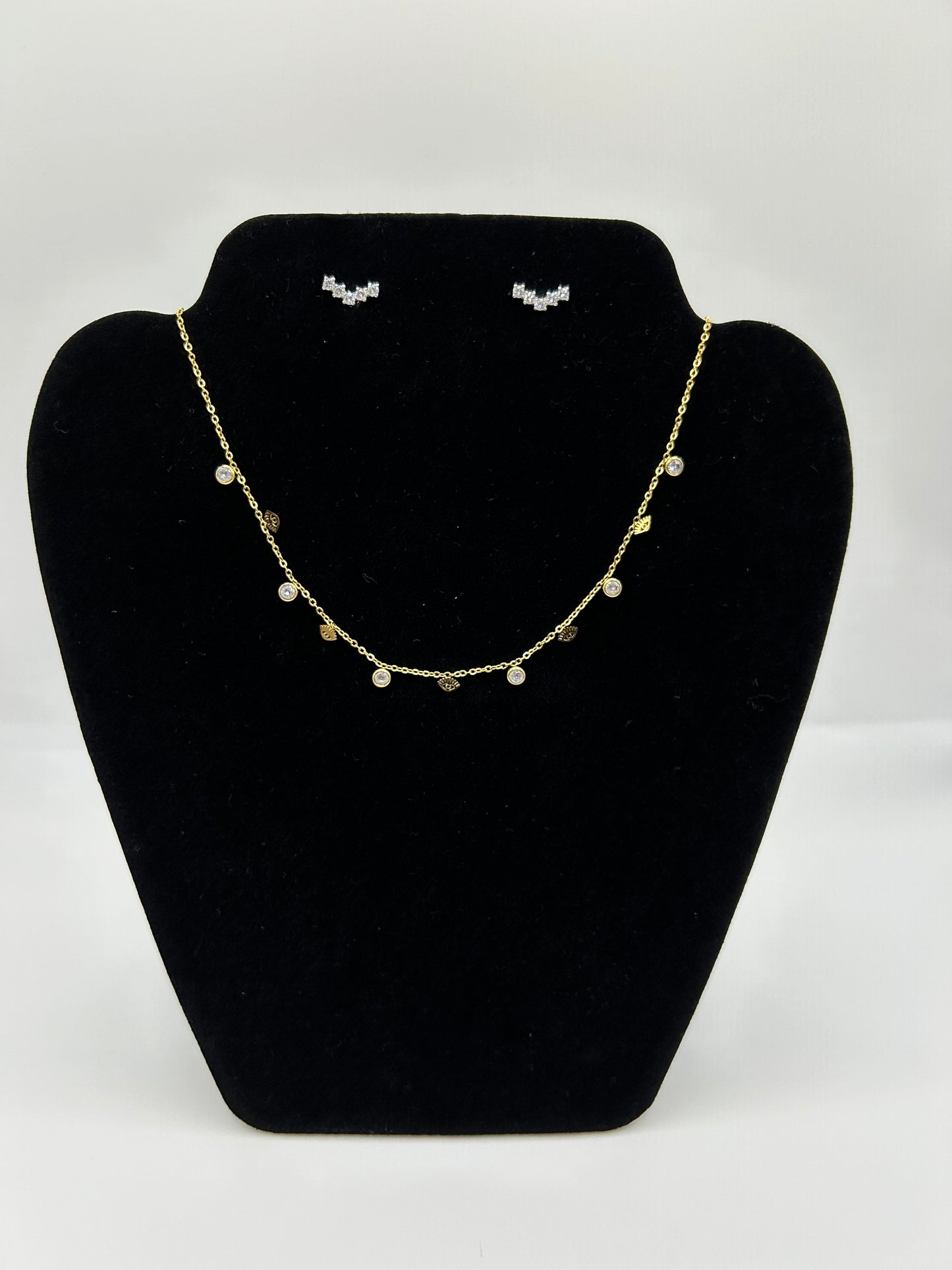 Golden Mimi Necklace