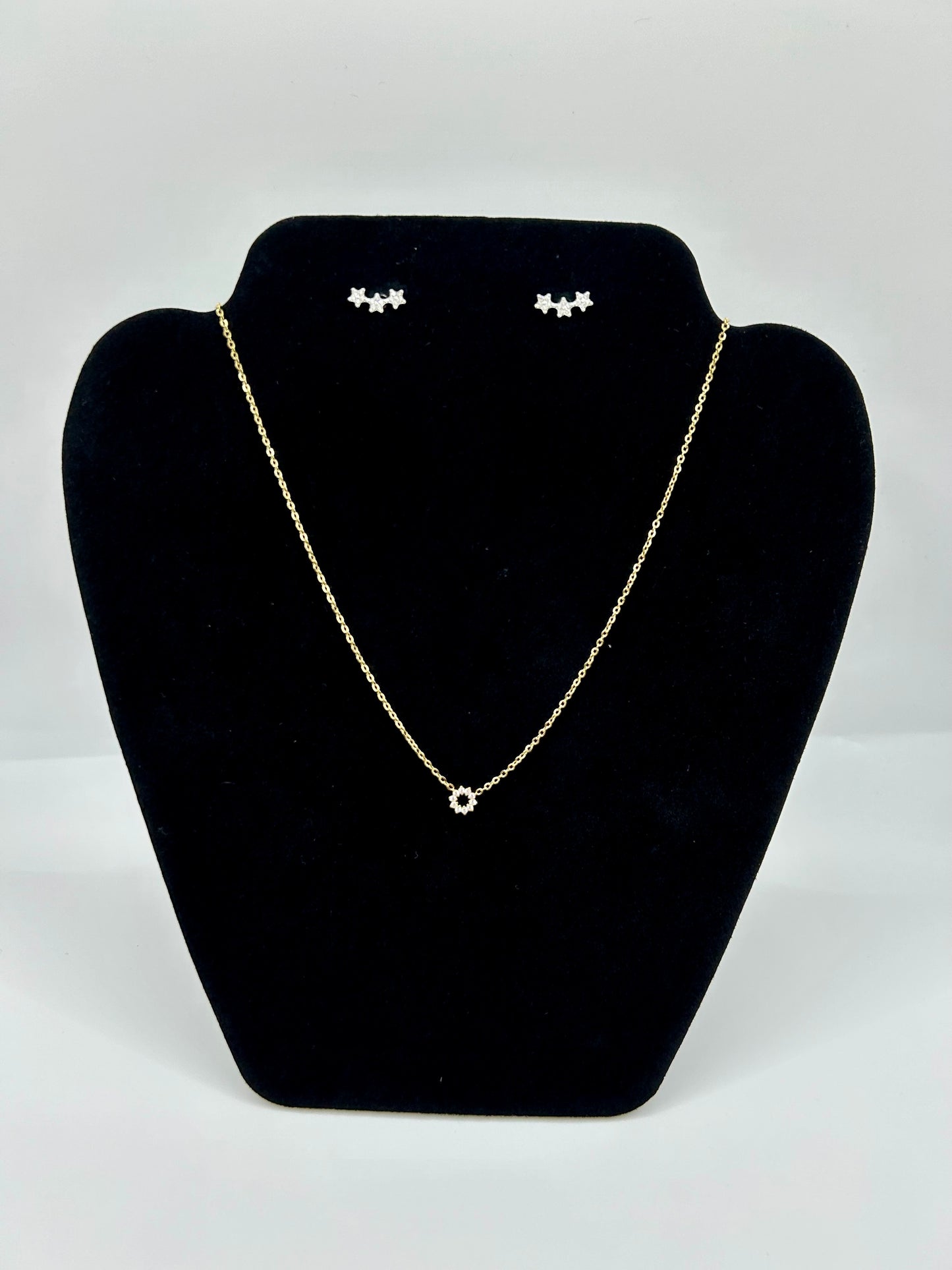 Nour Gold Necklace